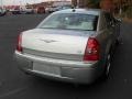 Satin Jade Pearlcoat - 300 C HEMI Photo No. 3