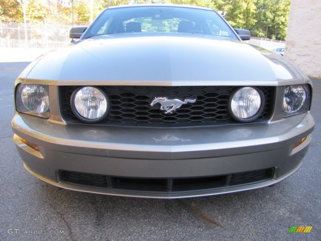 Mineral Grey Metallic 2005 Ford Mustang GT Deluxe Coupe Exterior Photo #56305029