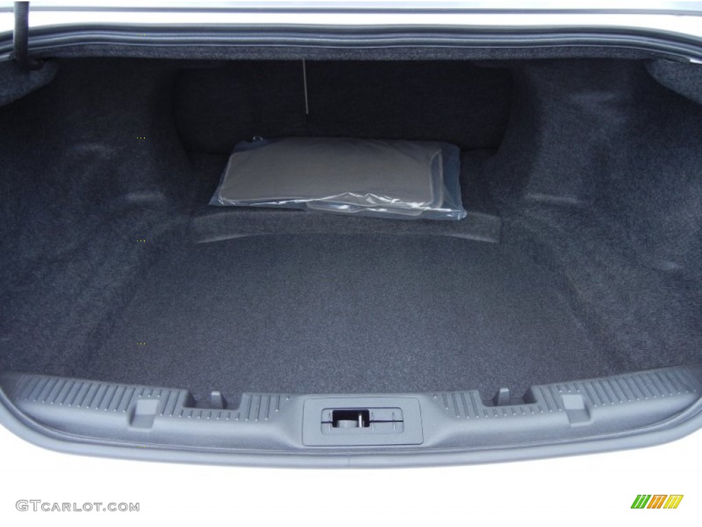 2012 Ford Taurus SEL Trunk Photo #56308766