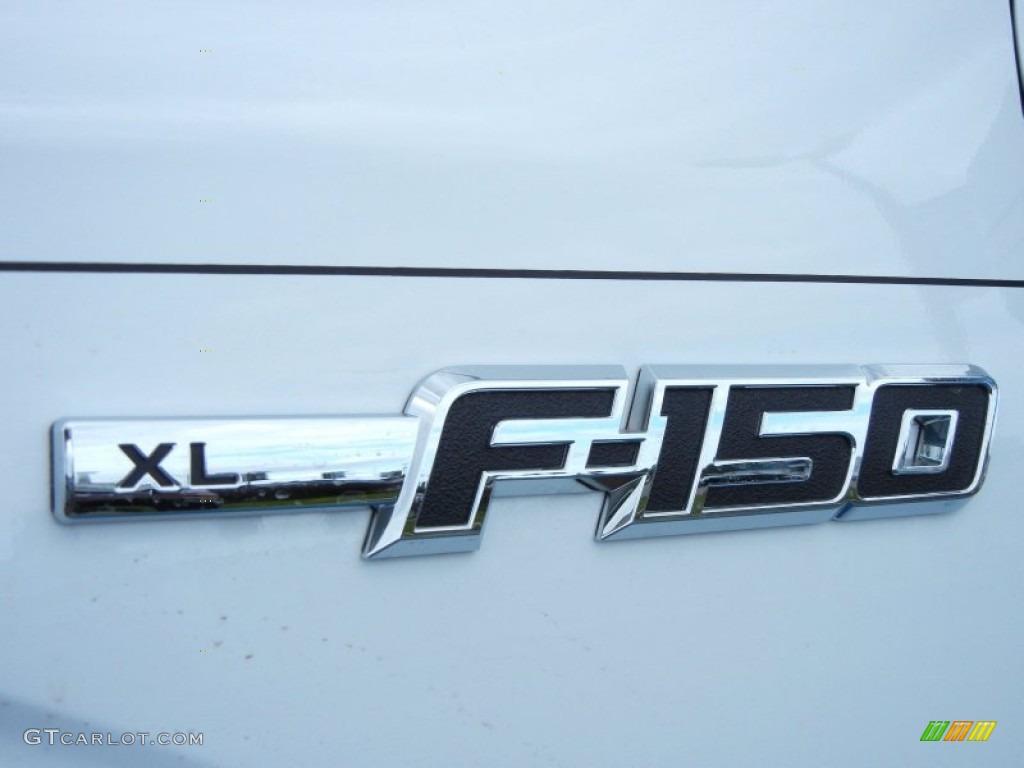 2011 Ford F150 XL Regular Cab Marks and Logos Photos