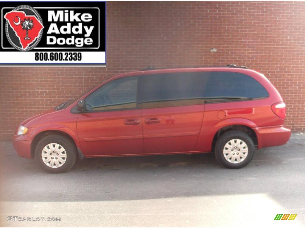 2005 Town & Country LX - Inferno Red Pearl / Medium Slate Gray photo #1