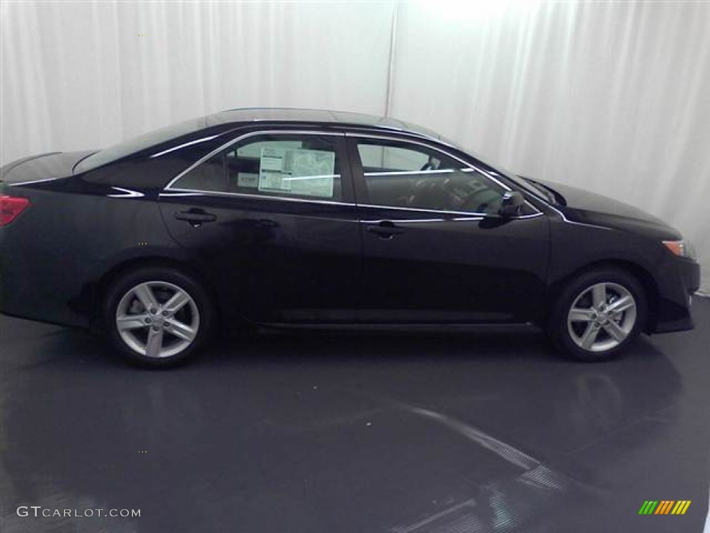 2012 Camry SE - Attitude Black Metallic / Black/Ash photo #4