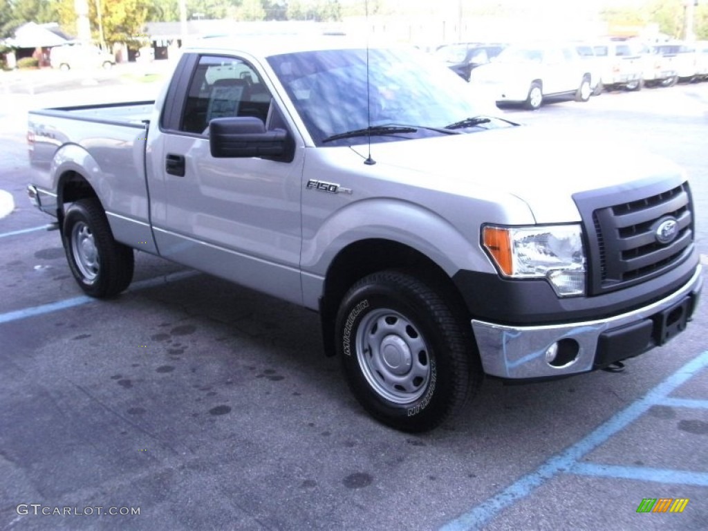 2010 F150 XL Regular Cab 4x4 - Ingot Silver Metallic / Medium Stone photo #5