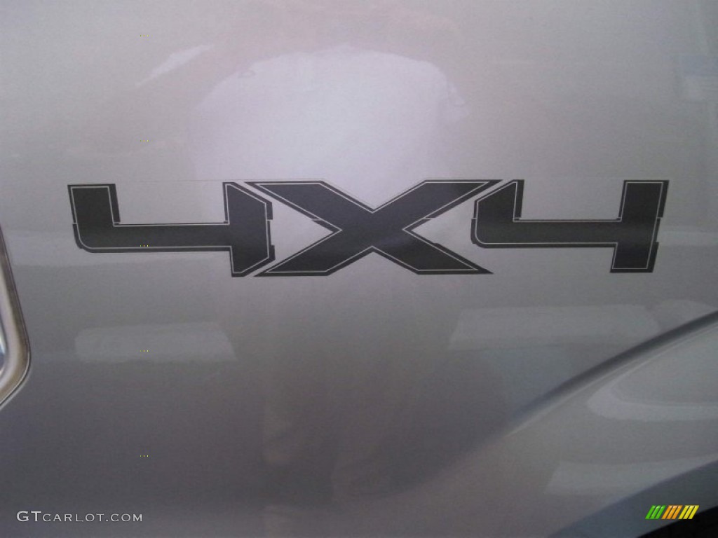 2010 F150 XL Regular Cab 4x4 - Ingot Silver Metallic / Medium Stone photo #8