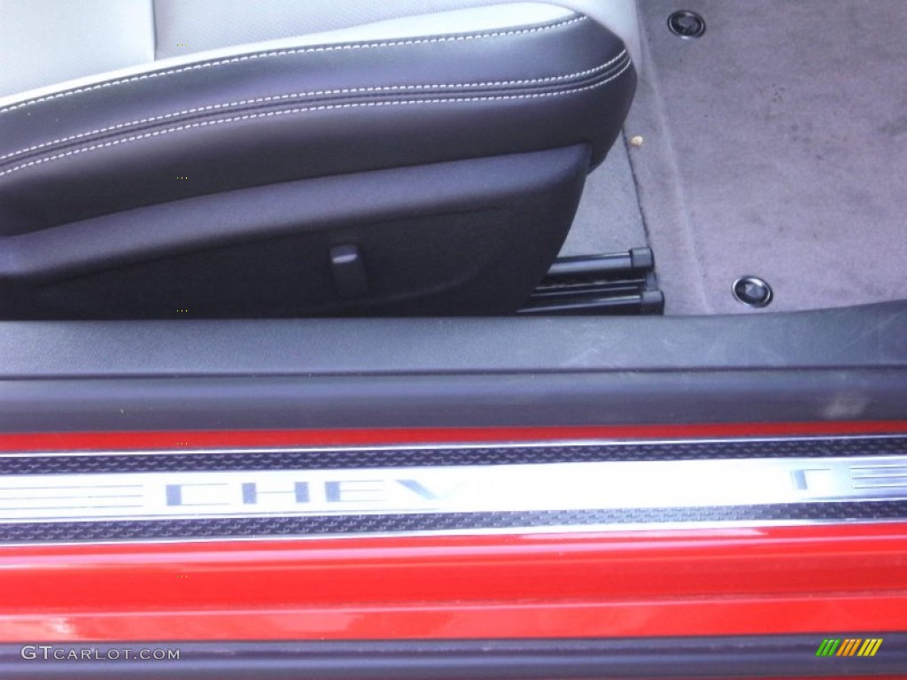 2010 Chevrolet Camaro SS Coupe Door Sill Photo #56322985