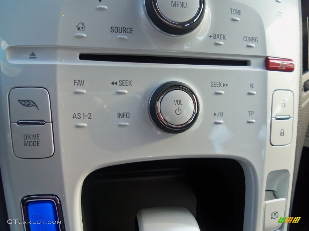 2012 Chevrolet Volt Hatchback Controls Photo #56323709