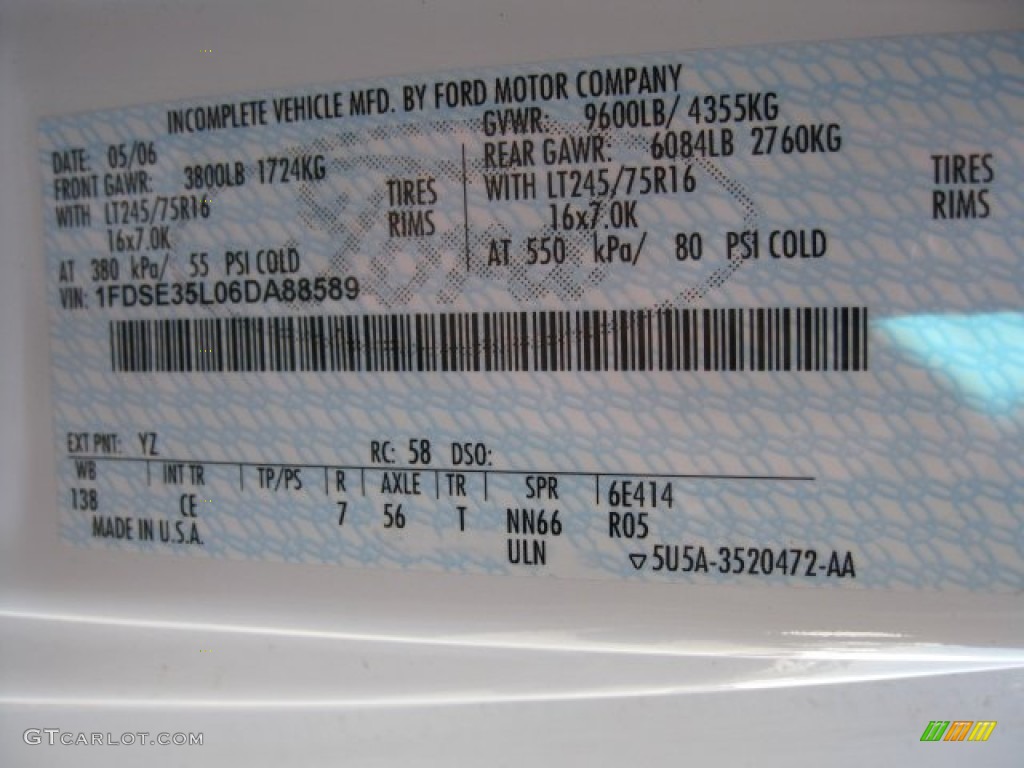 2006 E Series Cutaway Color Code YZ for Oxford White Photo #56325557