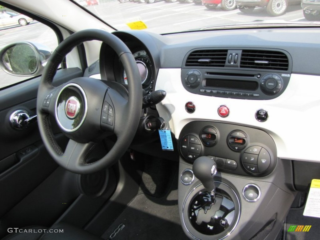 2012 Fiat 500 Lounge Pelle Nera/Nera (Black/Black) Dashboard Photo #56325617