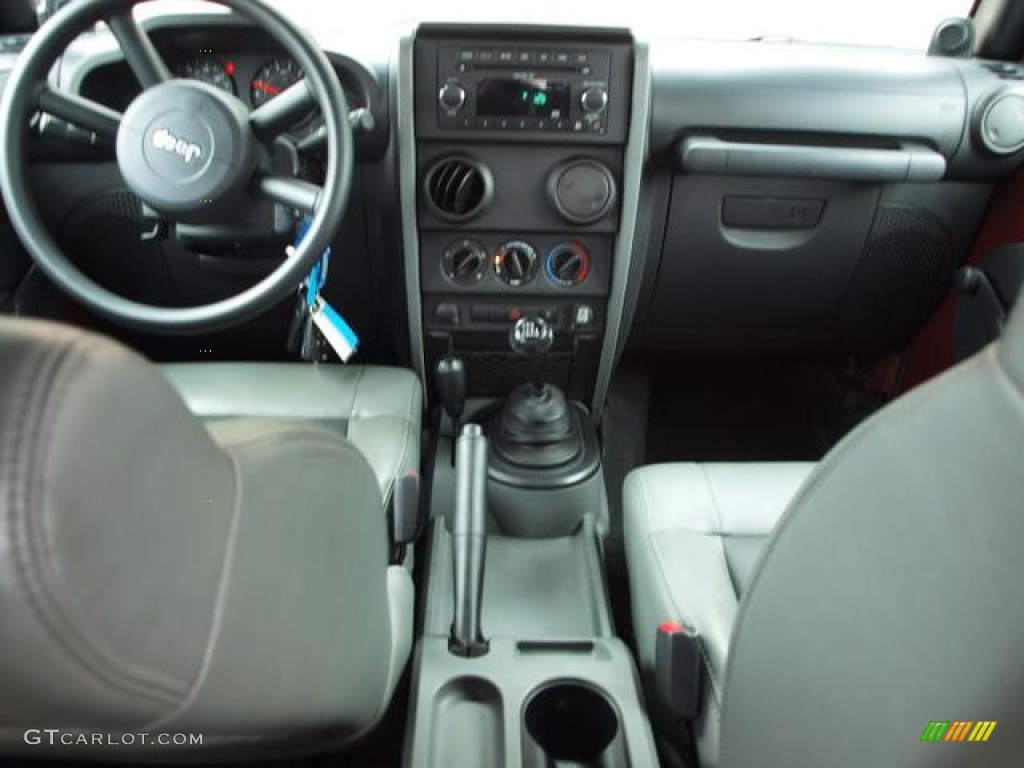 2009 Wrangler X 4x4 - Red Rock Crystal Pearl Coat / Dark Slate Gray/Medium Slate Gray photo #10