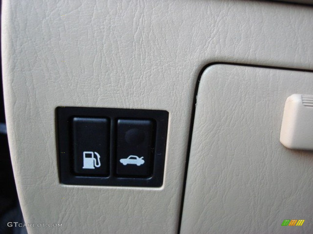 2002 ES 300 - Black Onyx / Ivory photo #22