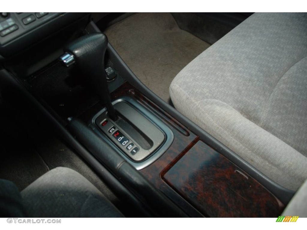 2002 Accord SE Sedan - Nighthawk Black Pearl / Quartz Gray photo #14