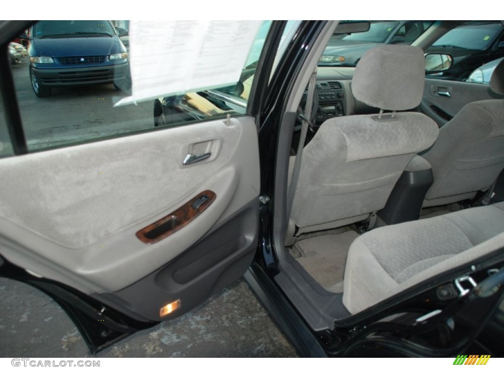 2002 Accord SE Sedan - Nighthawk Black Pearl / Quartz Gray photo #23