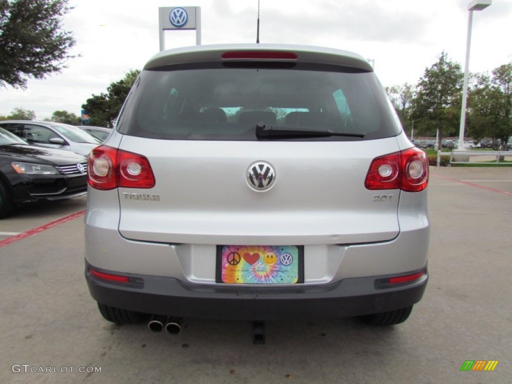 2009 Tiguan SE - Alpine Grey Metallic / Charcoal photo #4