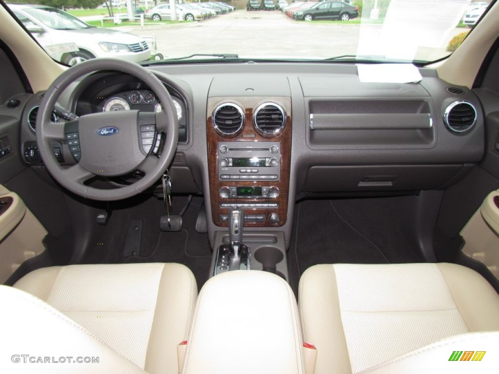 2008 Ford Taurus X Eddie Bauer Camel Dashboard Photo #56331322