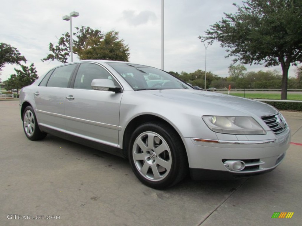 Reflex Silver Metallic 2004 Volkswagen Phaeton V8 4Motion Sedan Exterior Photo #56331462