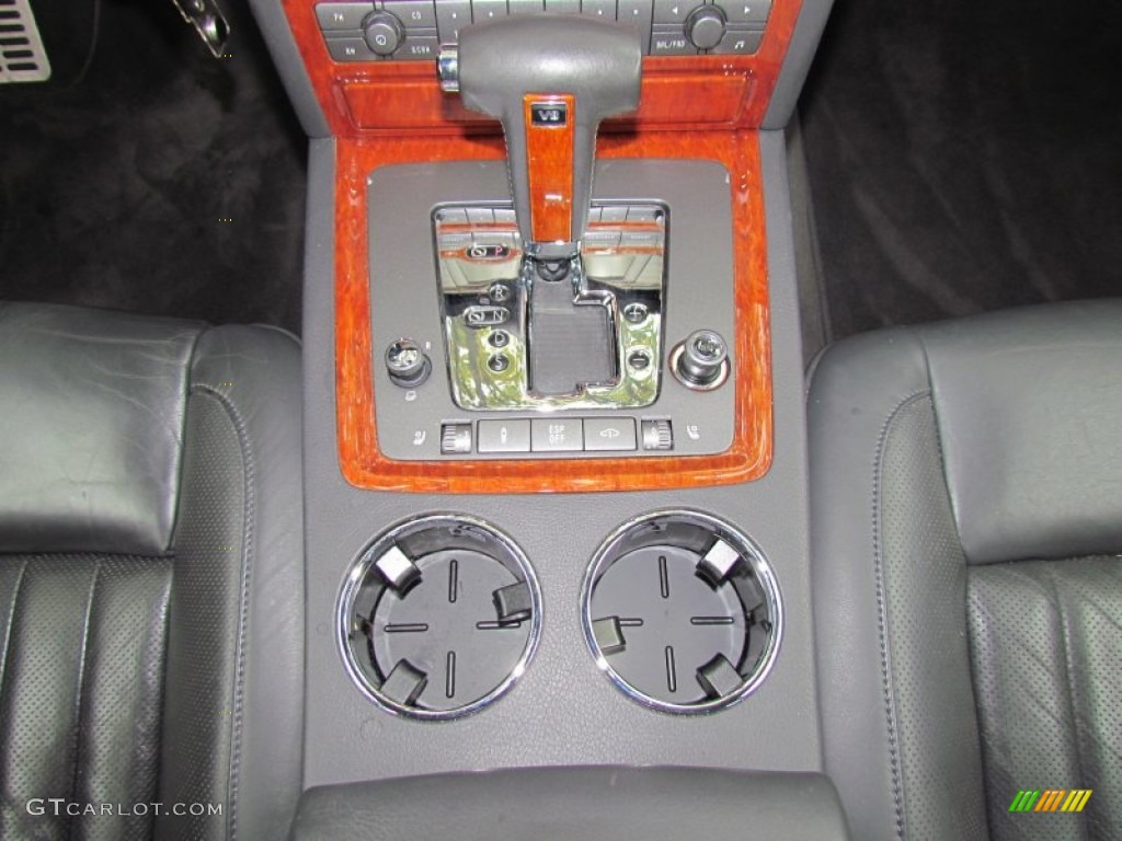 2004 Volkswagen Phaeton V8 4Motion Sedan 6 Speed Tiptronic Automatic Transmission Photo #56331564