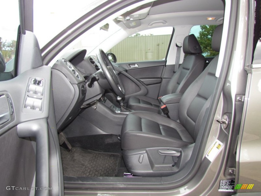 2010 Volkswagen Tiguan SEL 4Motion Interior Color Photos