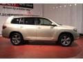 Sandy Beach Metallic - Highlander Sport 4WD Photo No. 4