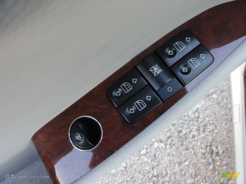2005 Mercedes-Benz CL 55 AMG Controls Photo #56333670