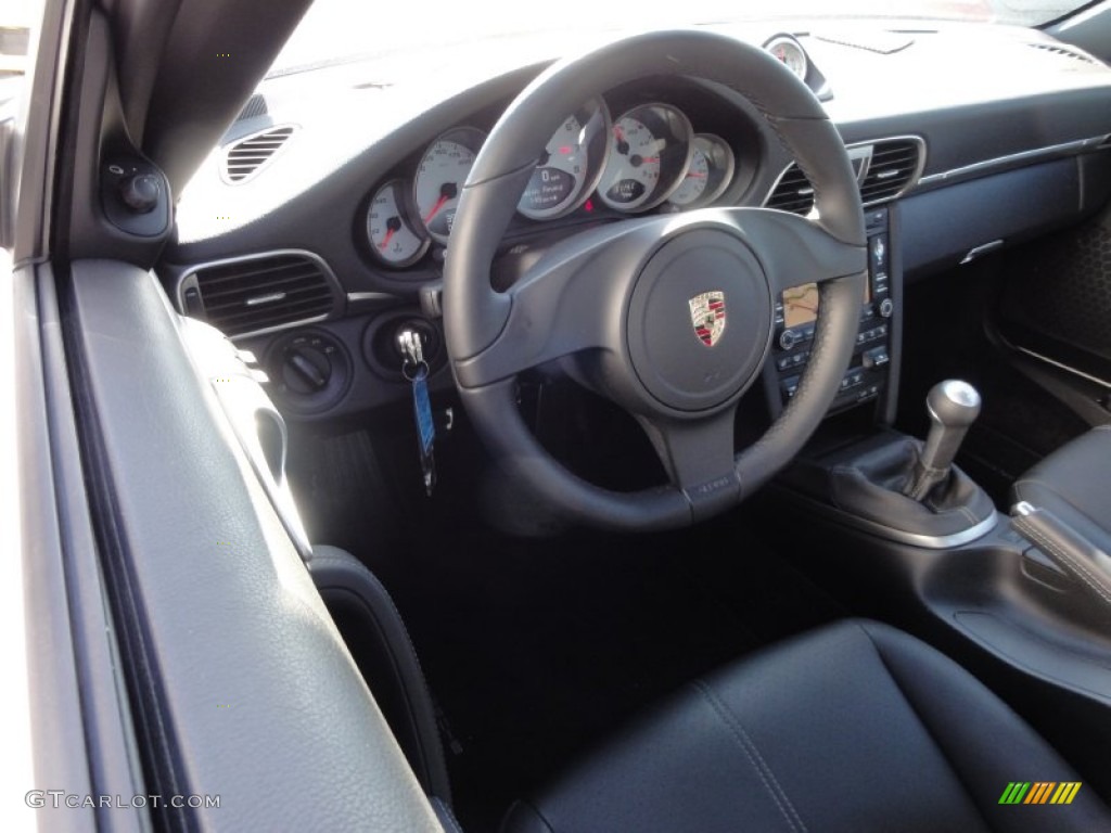 2011 911 Carrera 4S Coupe - Cream White / Black photo #11