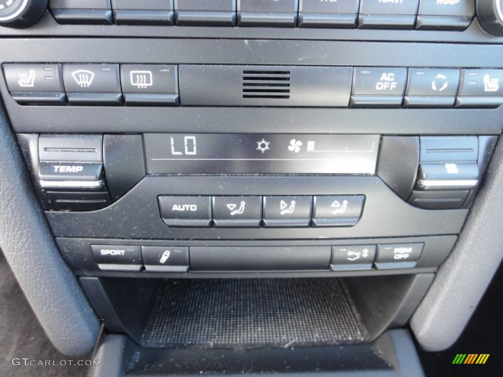 2011 Porsche 911 Carrera 4S Coupe Controls Photo #56335026