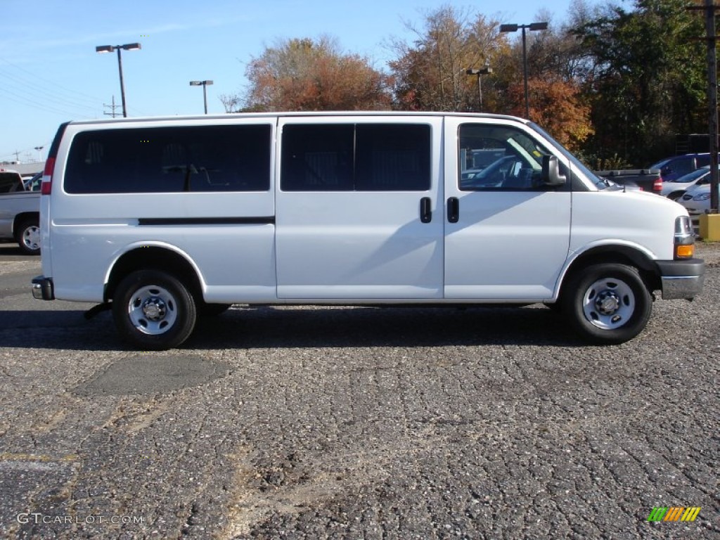 2011 Express LT 3500 Extended Passenger Van - Summit White / Medium Pewter photo #7