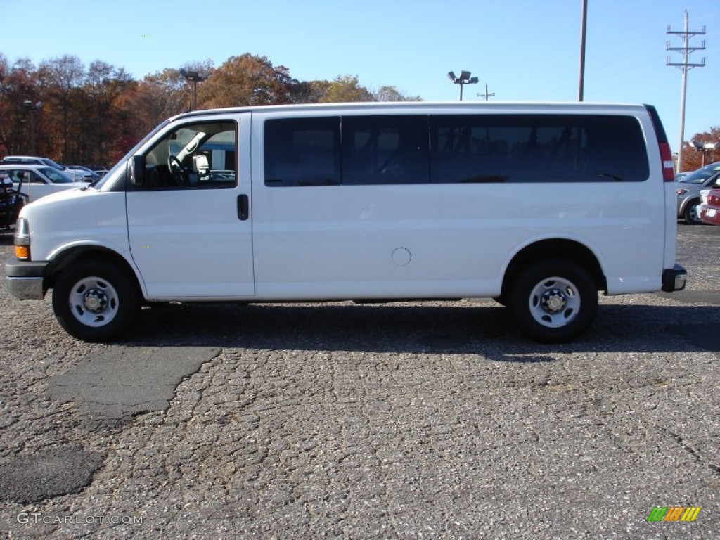 2011 Express LT 3500 Extended Passenger Van - Summit White / Medium Pewter photo #9