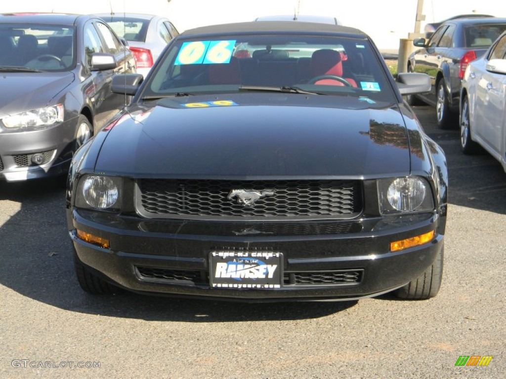 2006 Mustang V6 Premium Convertible - Black / Red/Dark Charcoal photo #2