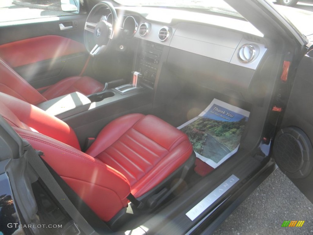 2006 Mustang V6 Premium Convertible - Black / Red/Dark Charcoal photo #15