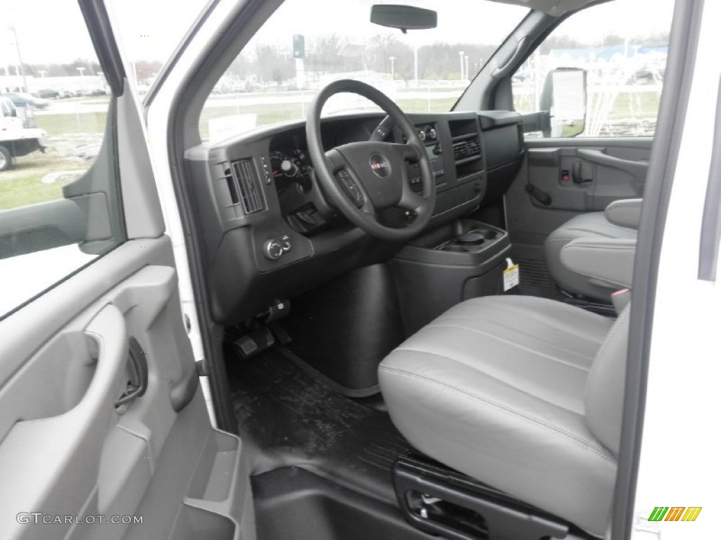 Medium Pewter Interior 2011 GMC Savana Cutaway 3500 Commercial Utility Truck Photo #56340004