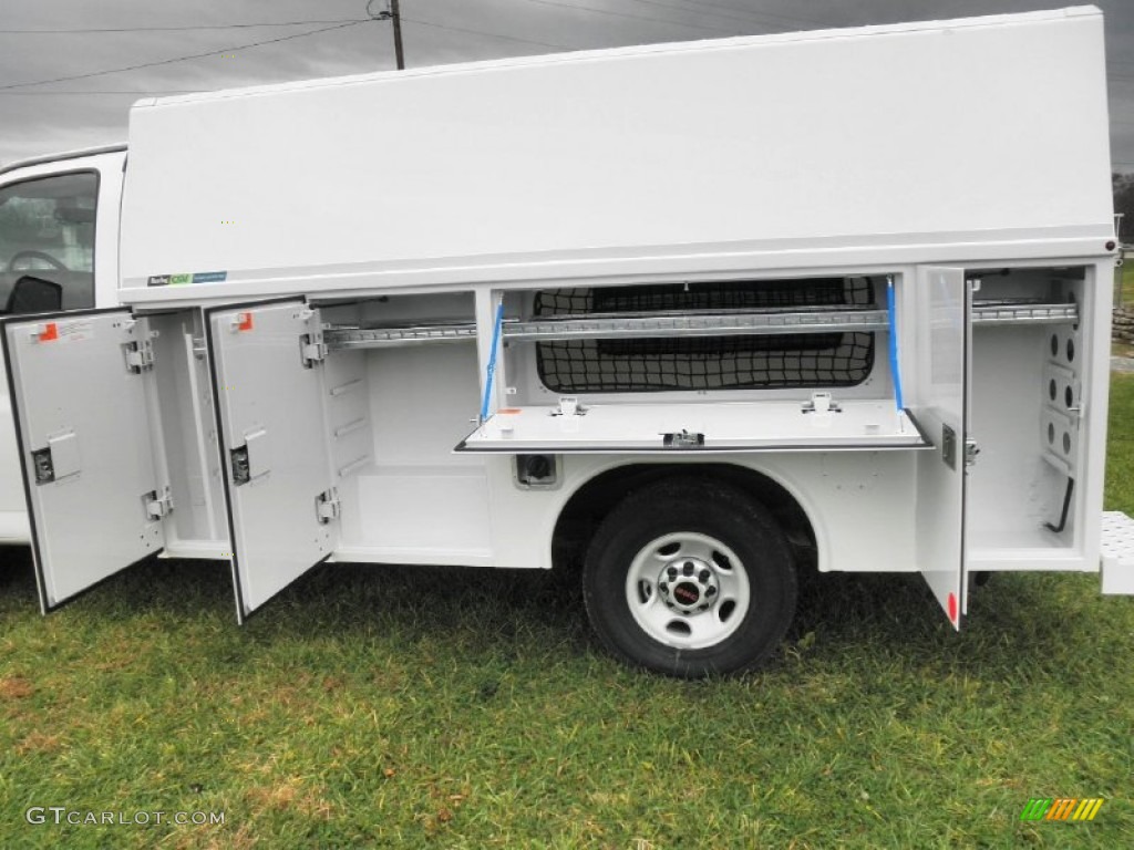 Summit White 2011 GMC Savana Cutaway 3500 Commercial Utility Truck Exterior Photo #56340065