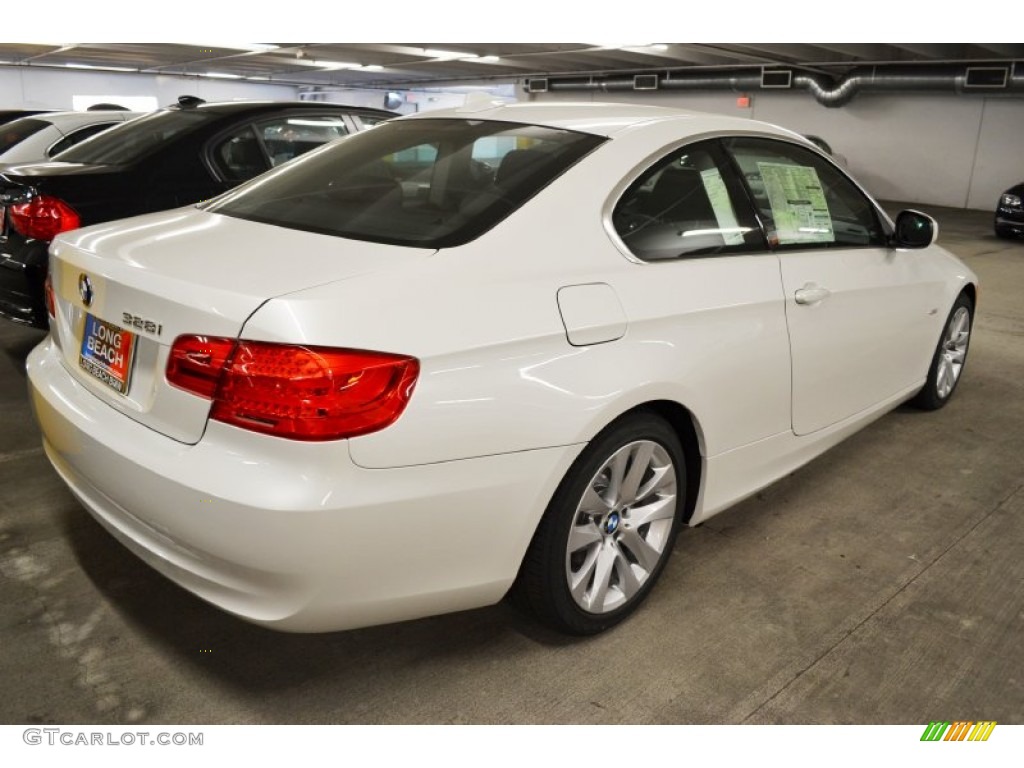 2012 3 Series 328i Coupe - Mineral White Metallic / Black photo #4