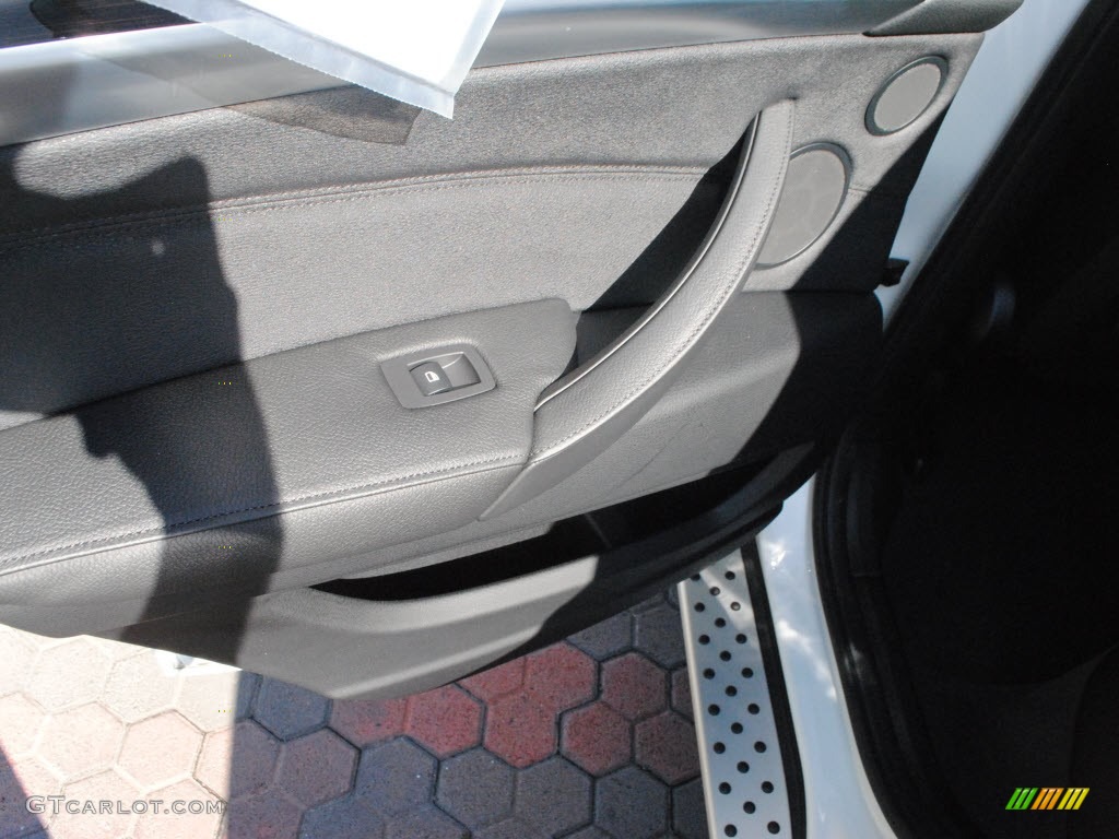 2011 X6 xDrive50i - Alpine White / Black photo #13