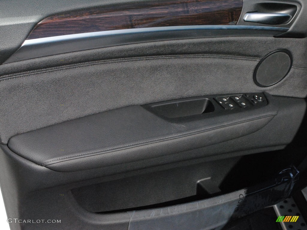 2011 X6 xDrive50i - Alpine White / Black photo #16