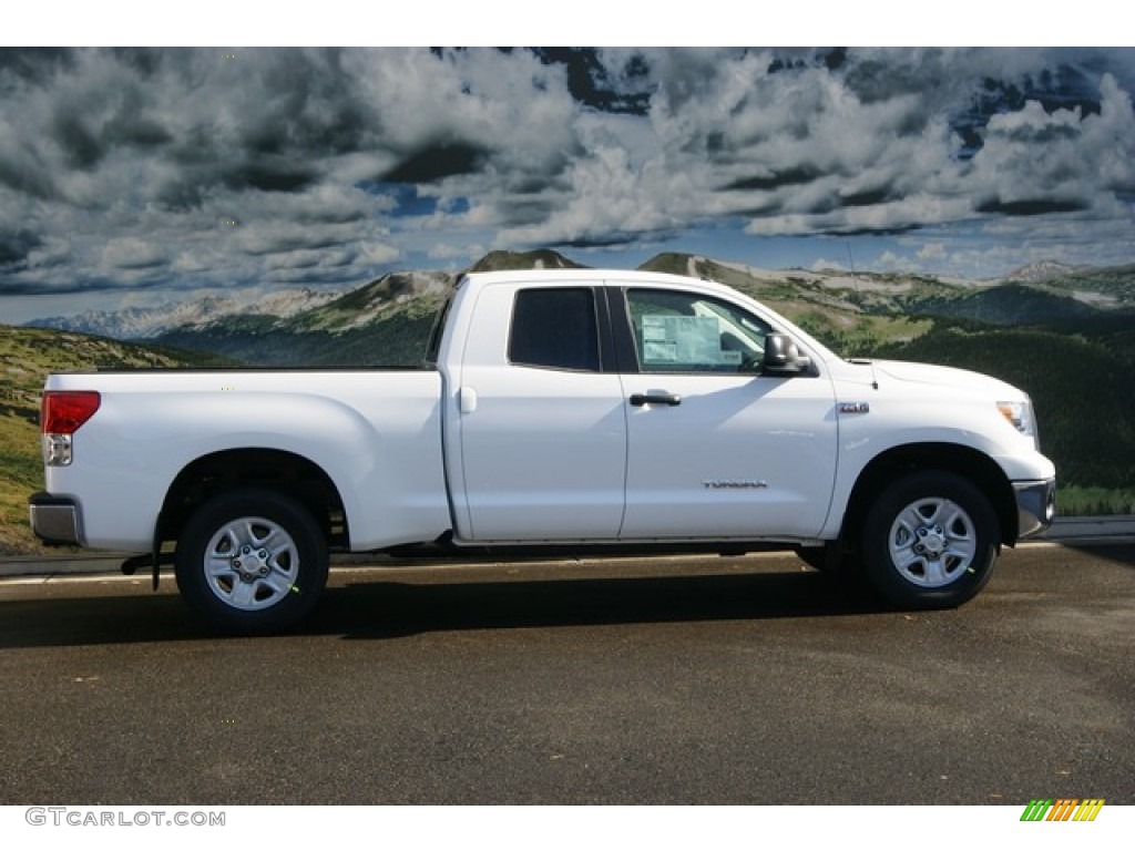 2012 Tundra Double Cab 4x4 - Super White / Graphite photo #2