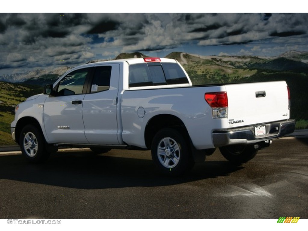 2012 Tundra Double Cab 4x4 - Super White / Graphite photo #3