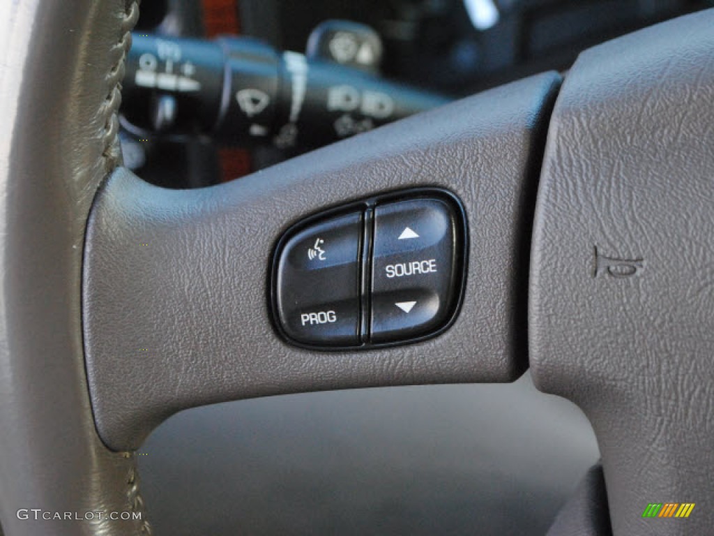 2003 Cadillac Escalade Standard Escalade Model Controls Photo #56343733