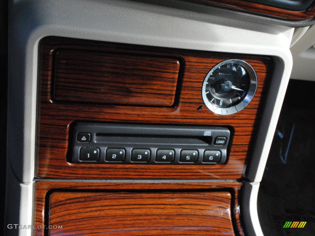 2003 Cadillac Escalade Standard Escalade Model Controls Photo #56343750