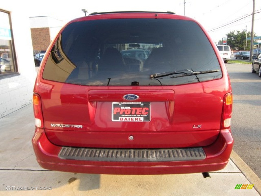 2003 Windstar LX - Matador Red Metallic / Medium Graphite photo #5