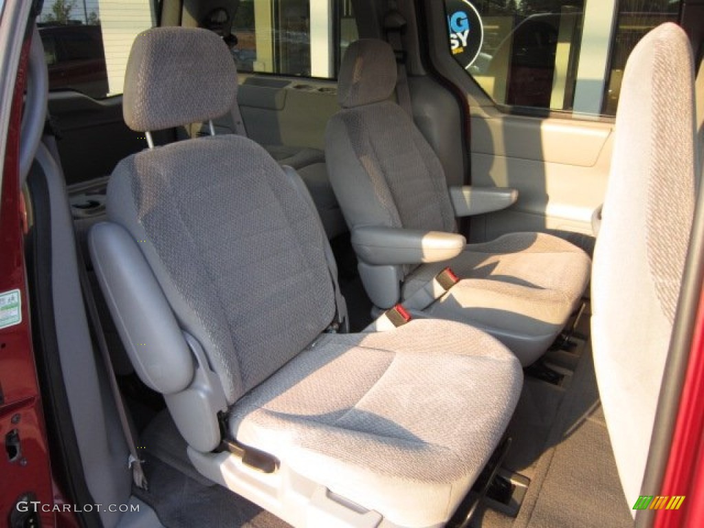 2003 Windstar LX - Matador Red Metallic / Medium Graphite photo #11