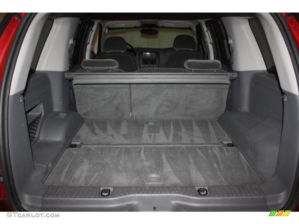 2002 Ford Explorer XLT 4x4 Trunk Photo #56347934