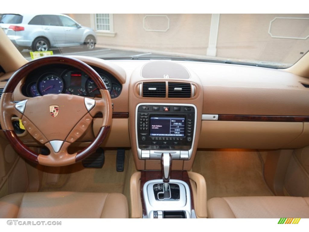 2005 Porsche Cayenne Standard Cayenne Model Havanna/Sand Beige Dashboard Photo #56352109