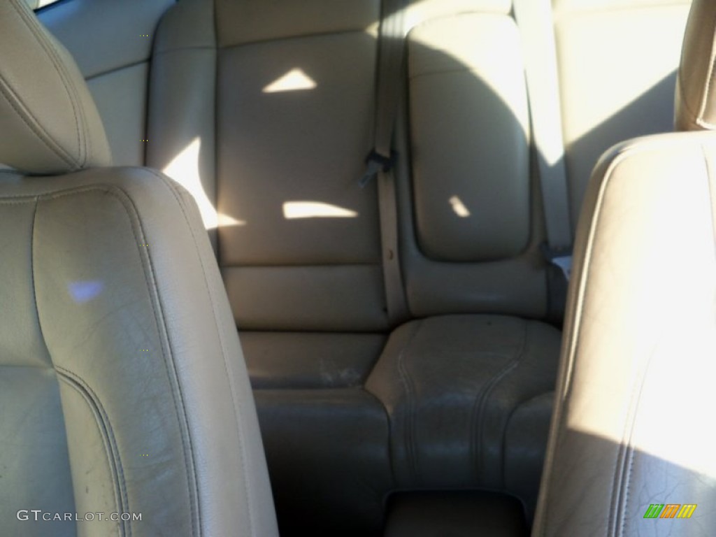 2002 C70 HT Coupe - White / Beige photo #13