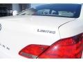 Blizzard White Pearl - Avalon Limited Photo No. 18