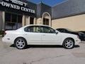 Ivory Pearl White - I 35 Photo No. 4