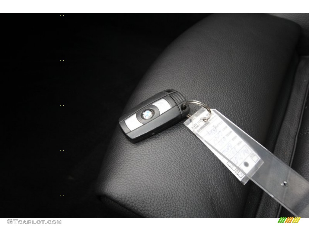 2010 BMW 6 Series 650i Convertible Keys Photos