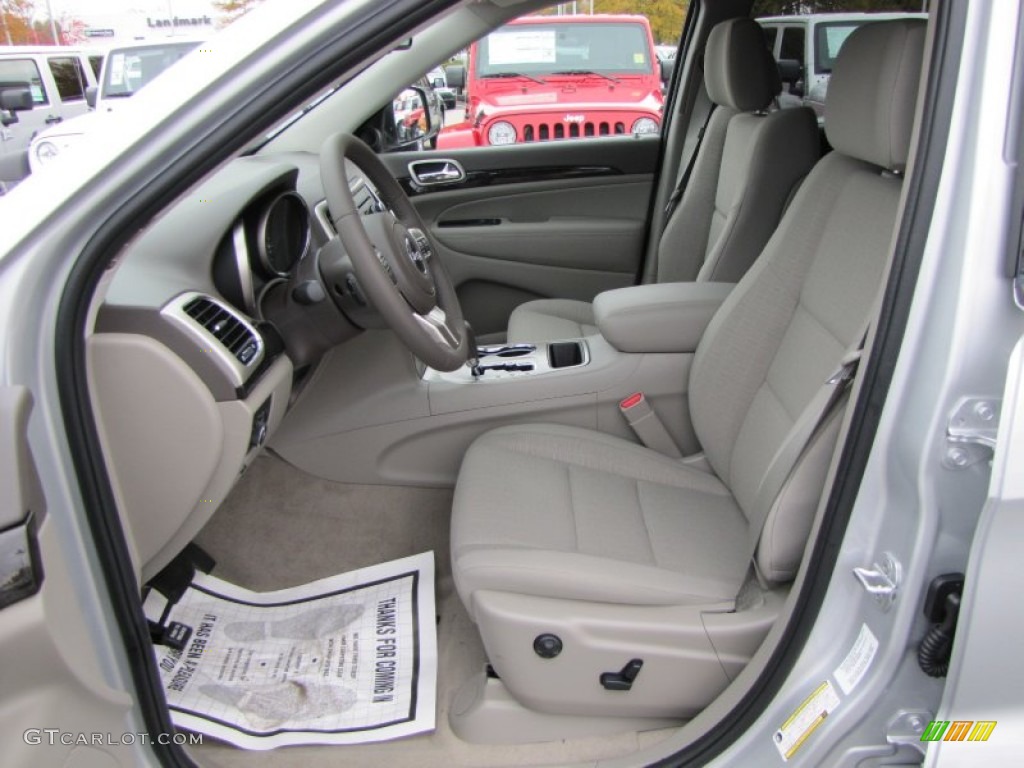 Dark Graystone/Medium Graystone Interior 2012 Jeep Grand Cherokee Laredo Photo #56356723