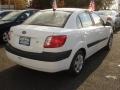 2009 Clear White Kia Rio LX Sedan  photo #4