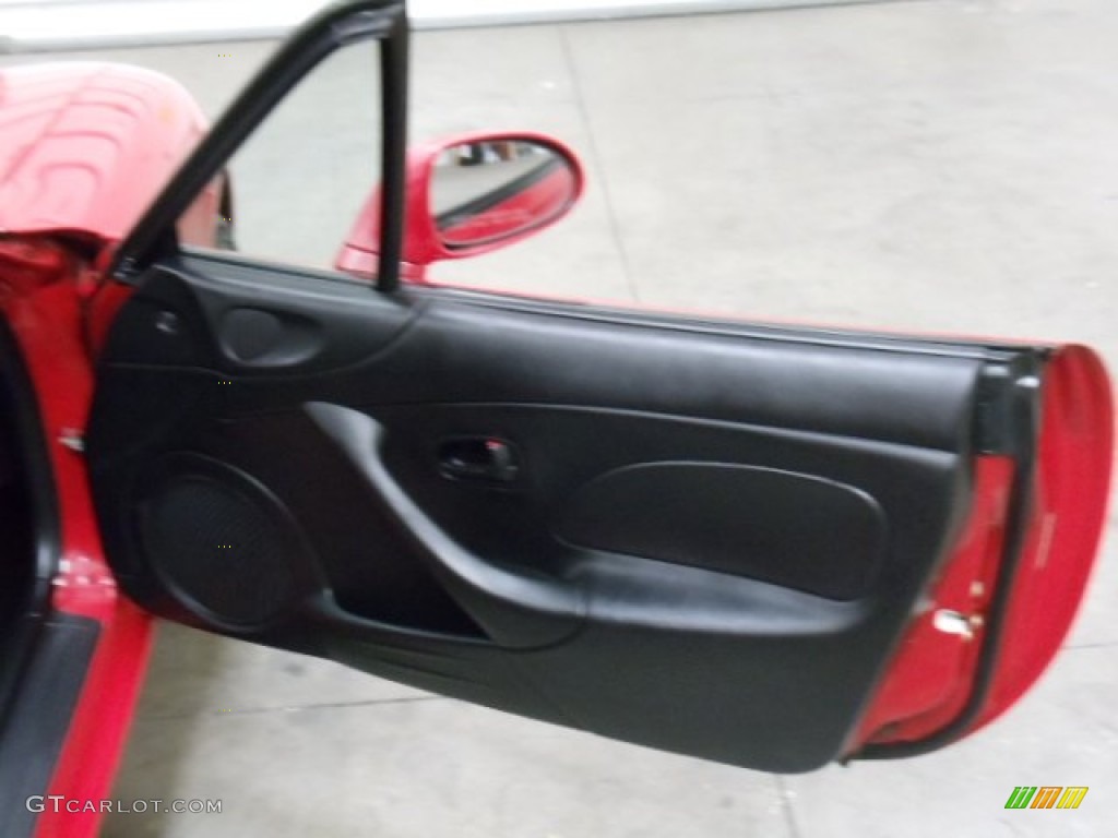 2001 MX-5 Miata Roadster - Classic Red / Black photo #10