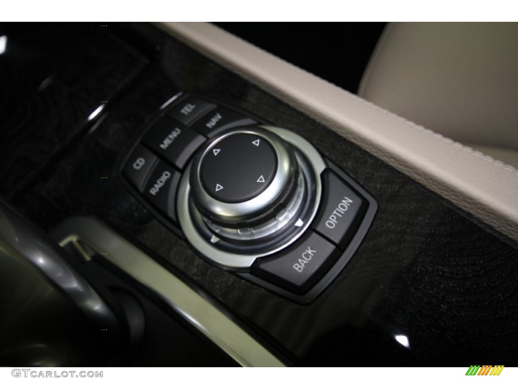 2012 BMW 7 Series 740i Sedan Controls Photo #56359789